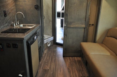 2027 SHADOW 69236S Living Quarters