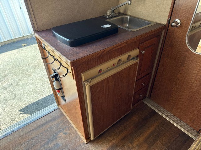 2005 Keeferbuilt 4 HORSE LQ Trailer