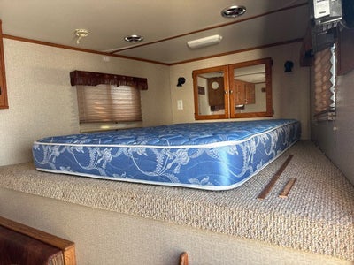 2005 Keeferbuilt 4 HORSE LQ Trailer