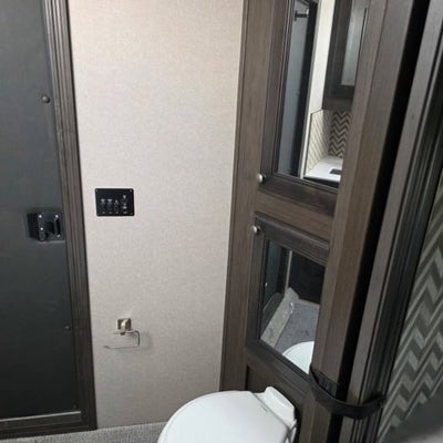 2024 Exiss 3 HORSE LIVING QUARTERS