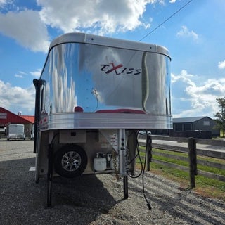 2024 Exiss 3 HORSE LIVING QUARTERS