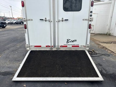 2010 Bison 4 HORSE LQ Trailer