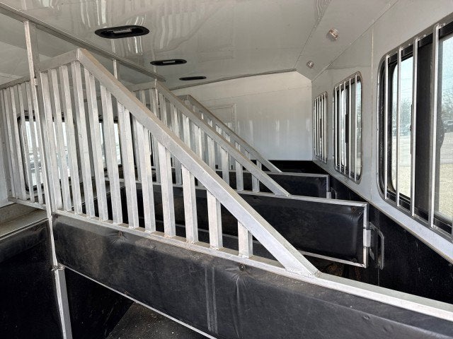 2023 Bison COACH Trailer